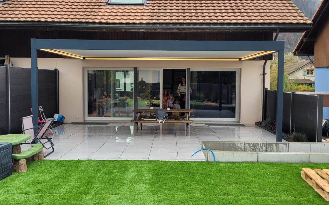 Pose d’une pergola bioclimatique Algarve Canvas